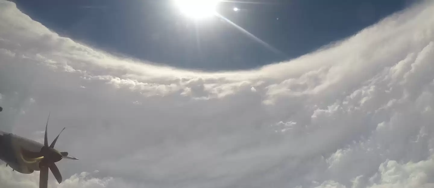 Day 199: In the Eye of the Storm (Isaiah 26:3-4)